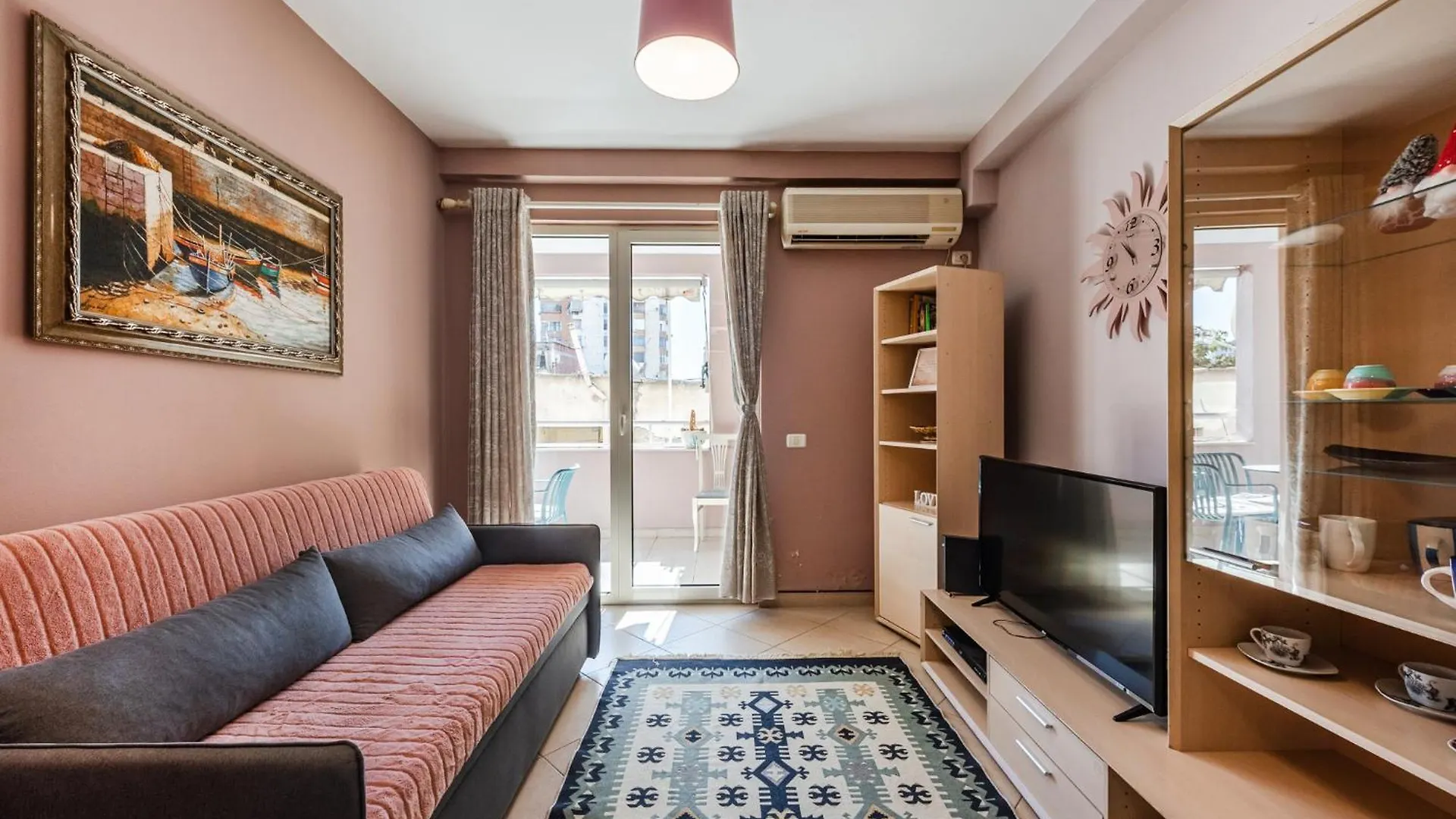 Sisi'S Apartments-Tirana City Center Apartment Tirana