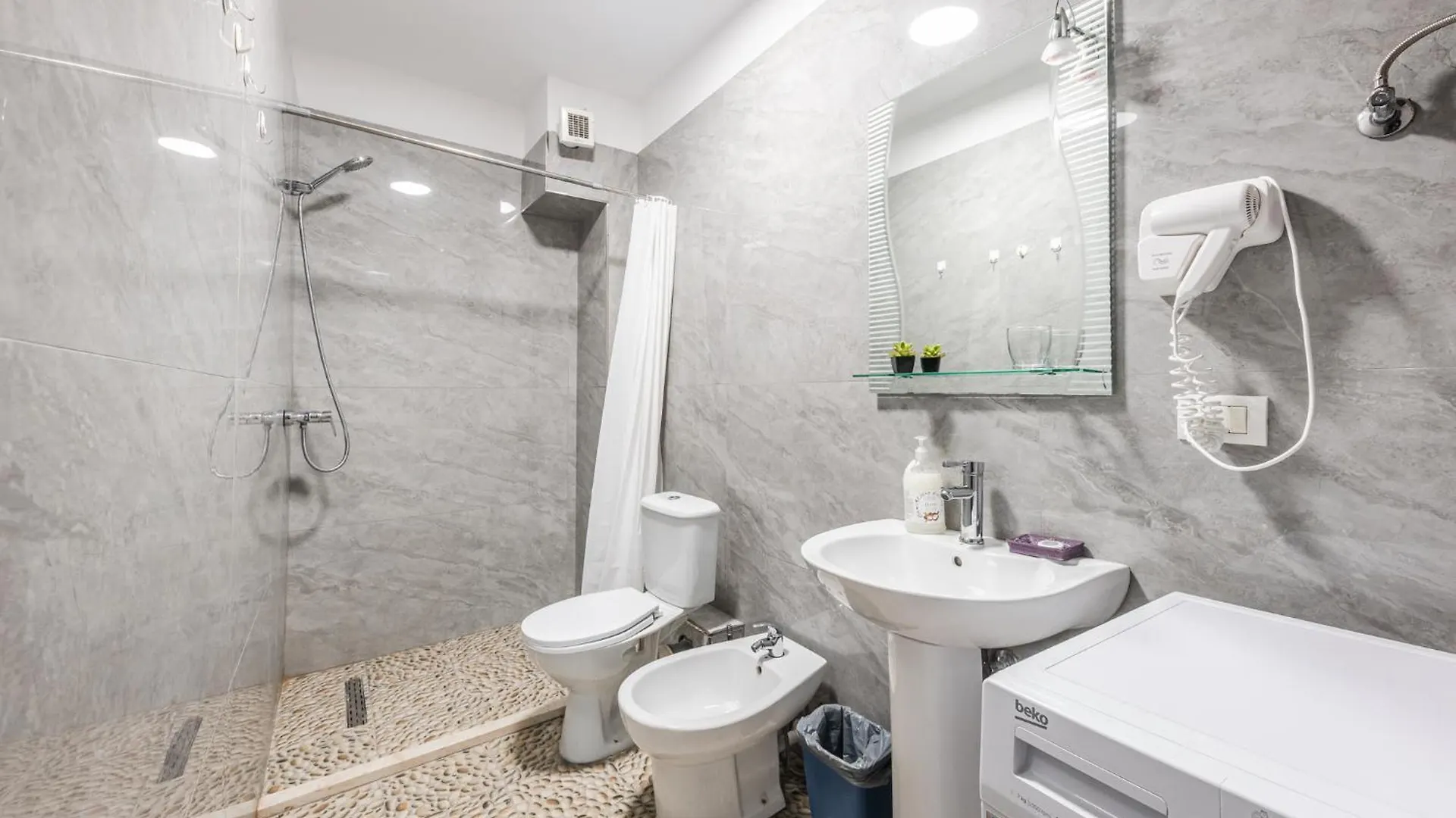 Apartment Sisi'S Apartments-Tirana City Center